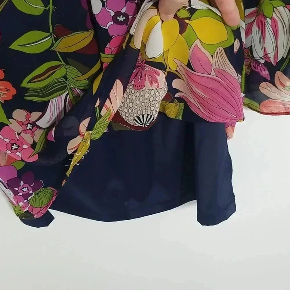 {Trina Turk} Retro Floral Print Blouse - Picture 10 of 13